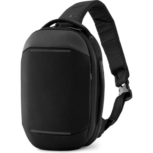 Nomatic Black Navigator Sling