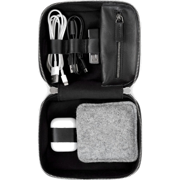 This is Ground Tech Dopp Kit 2 Mini | Black